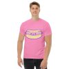 unisex-classic-tee-azalea-front-6a37de5554ee3.jpg Het VRides Hotdog T-shirt β Sappig, Snacky & Klaar voor de Kermis!